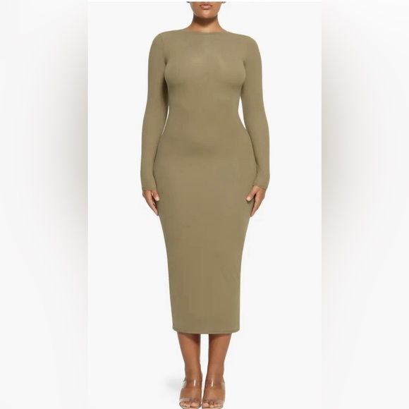 Skims Fits Everybody Long Sleeve Crew Neck Dress - Khaki - Picture 1 of 6